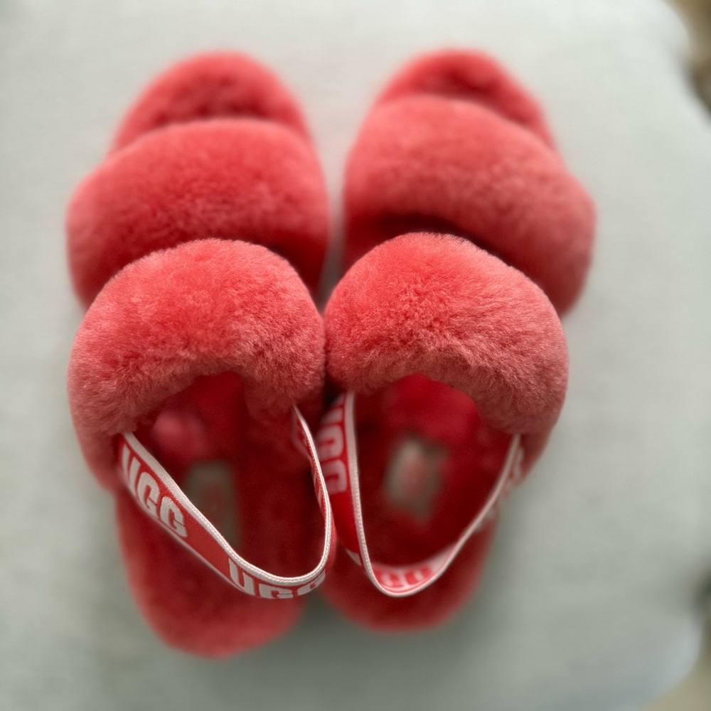UGG Coral Fluffy Slippers ADULT WOMEN